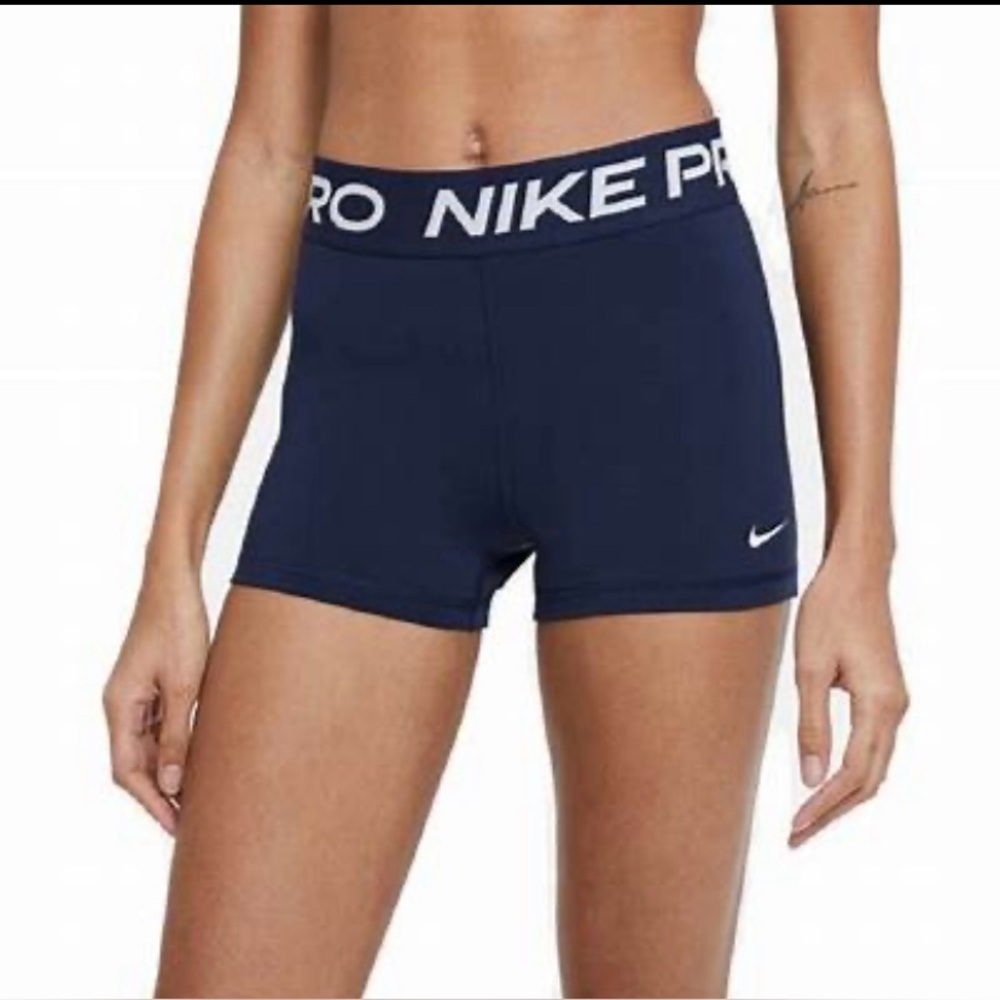 Nike Pro Women’s Sz L‎ Obsidian 3” Shorts